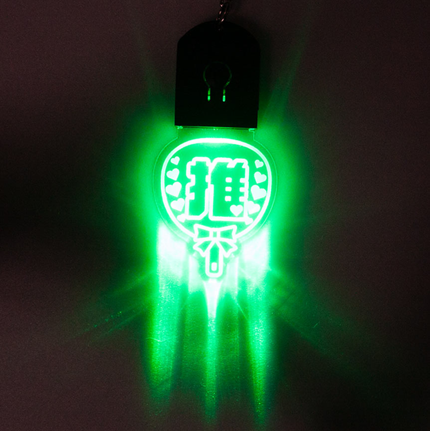 LEDライト付きアクキー