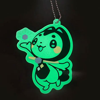 蓄光アクキー