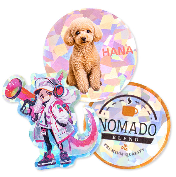 犬の写真やキャラクター、カフェのロゴを印刷した、アンダーホロのクリスタルシールの作例