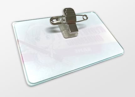 クリップの位置は指定できます。デフォルトは上から5mm(左右センターあわせです)